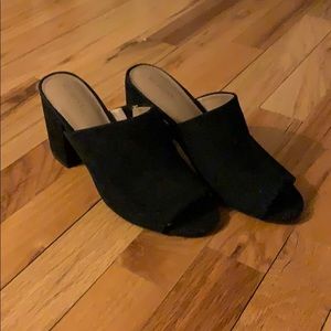 Women’s Merona Black Mule SZ 6